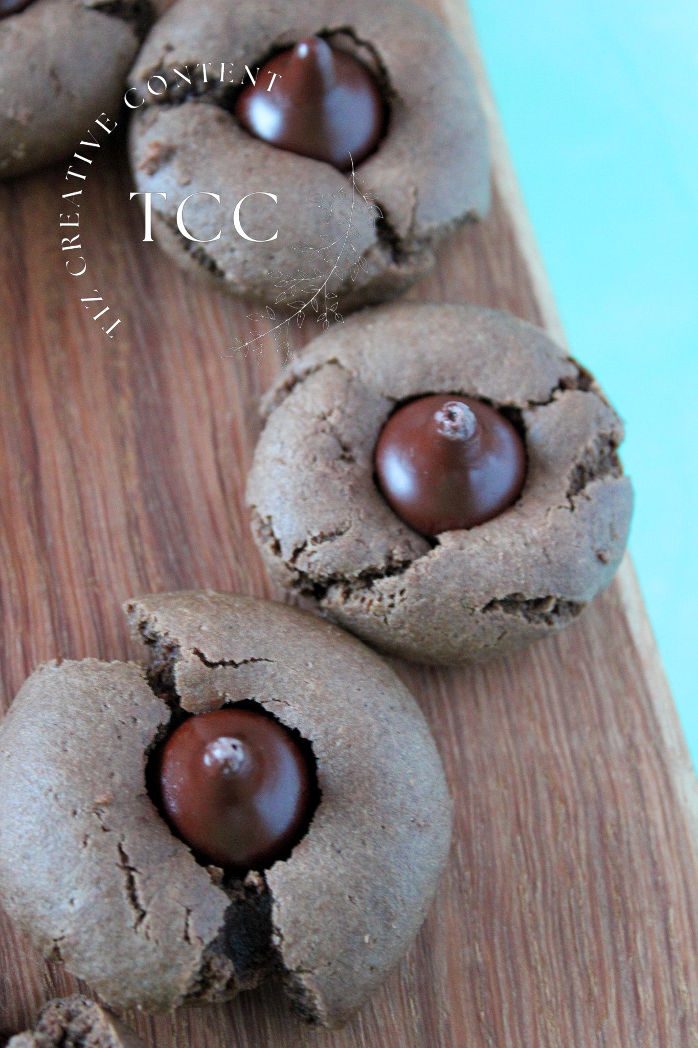 Gluten-free Mint Chocolate Kiss Blossoms Recipe (Set 2) - Tiz Creative Content