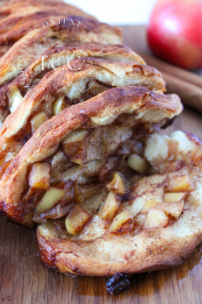 Apple Cinnamon Pull Apart Bread Recipe (Set 1)