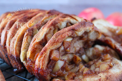 Apple Cinnamon Pull Apart Bread Recipe (Set 2)