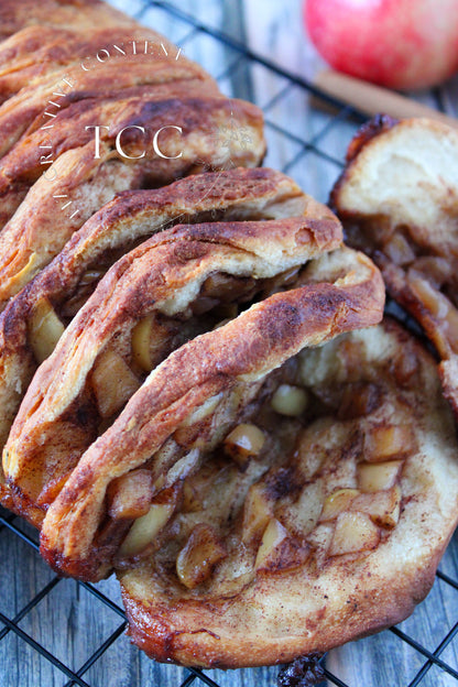 Apple Cinnamon Pull Apart Bread Recipe (Set 2)