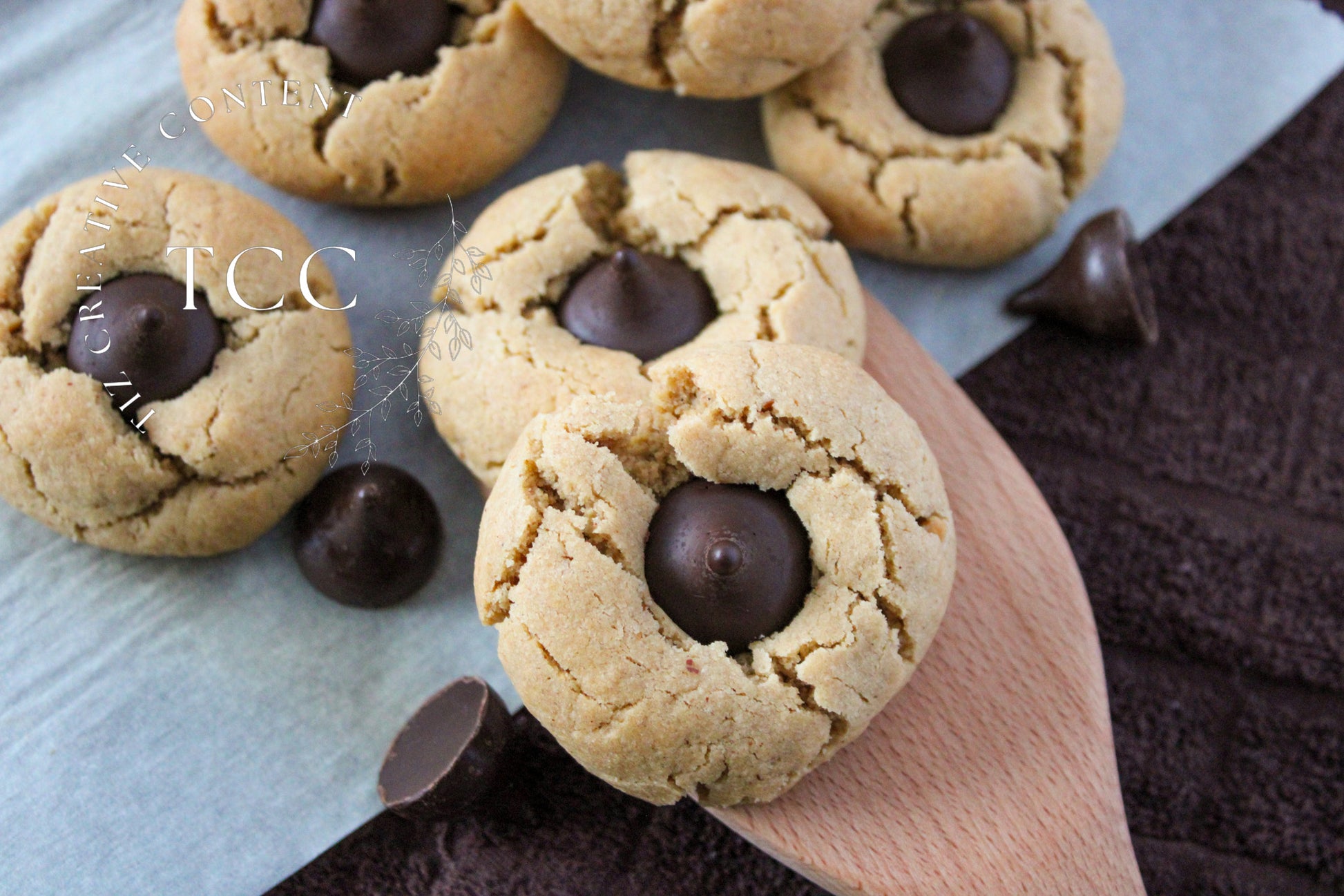 Gluten-free Peanut Butter Blossoms Recipe (Set 2) - Tiz Creative Content